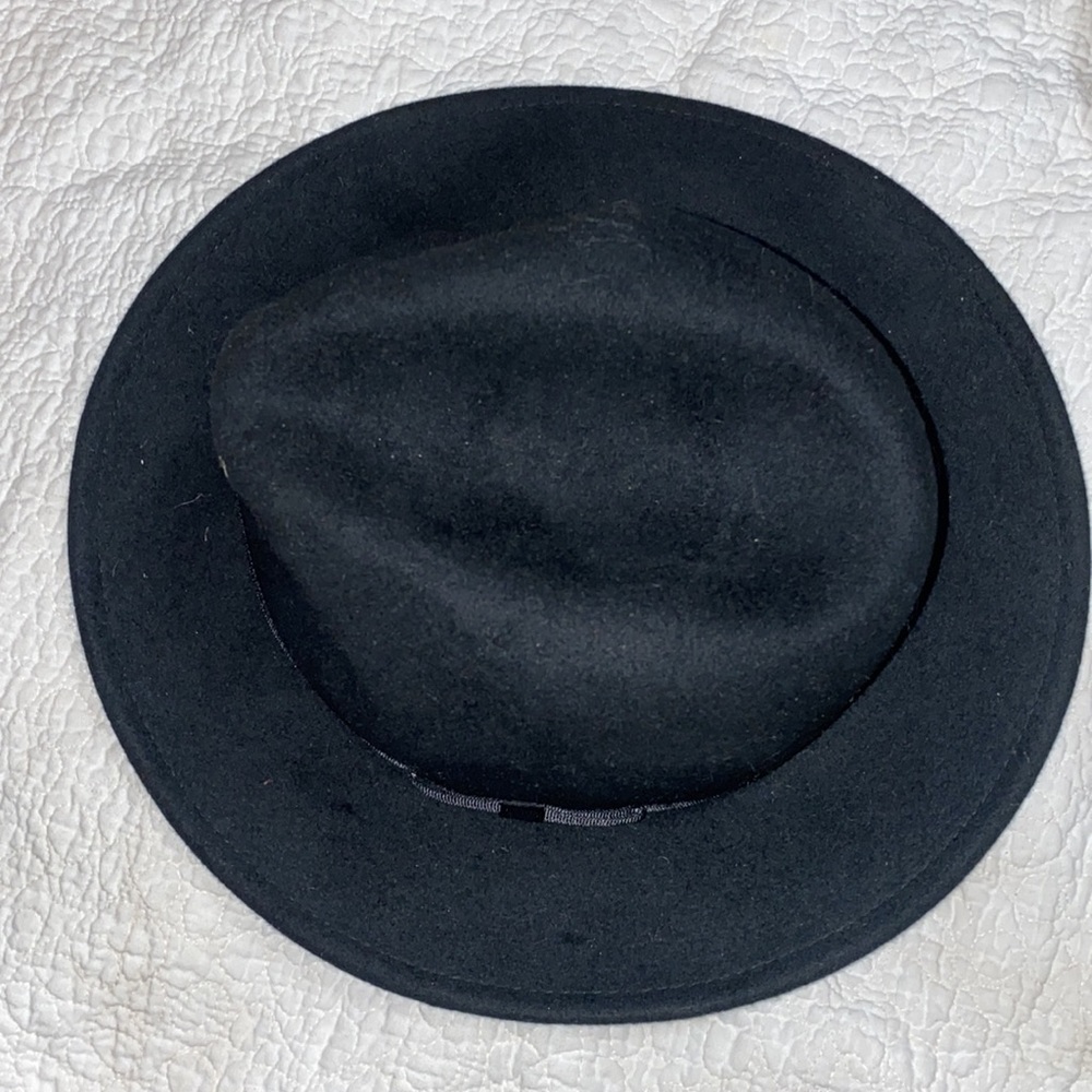 Hat - Picture 4 of 6